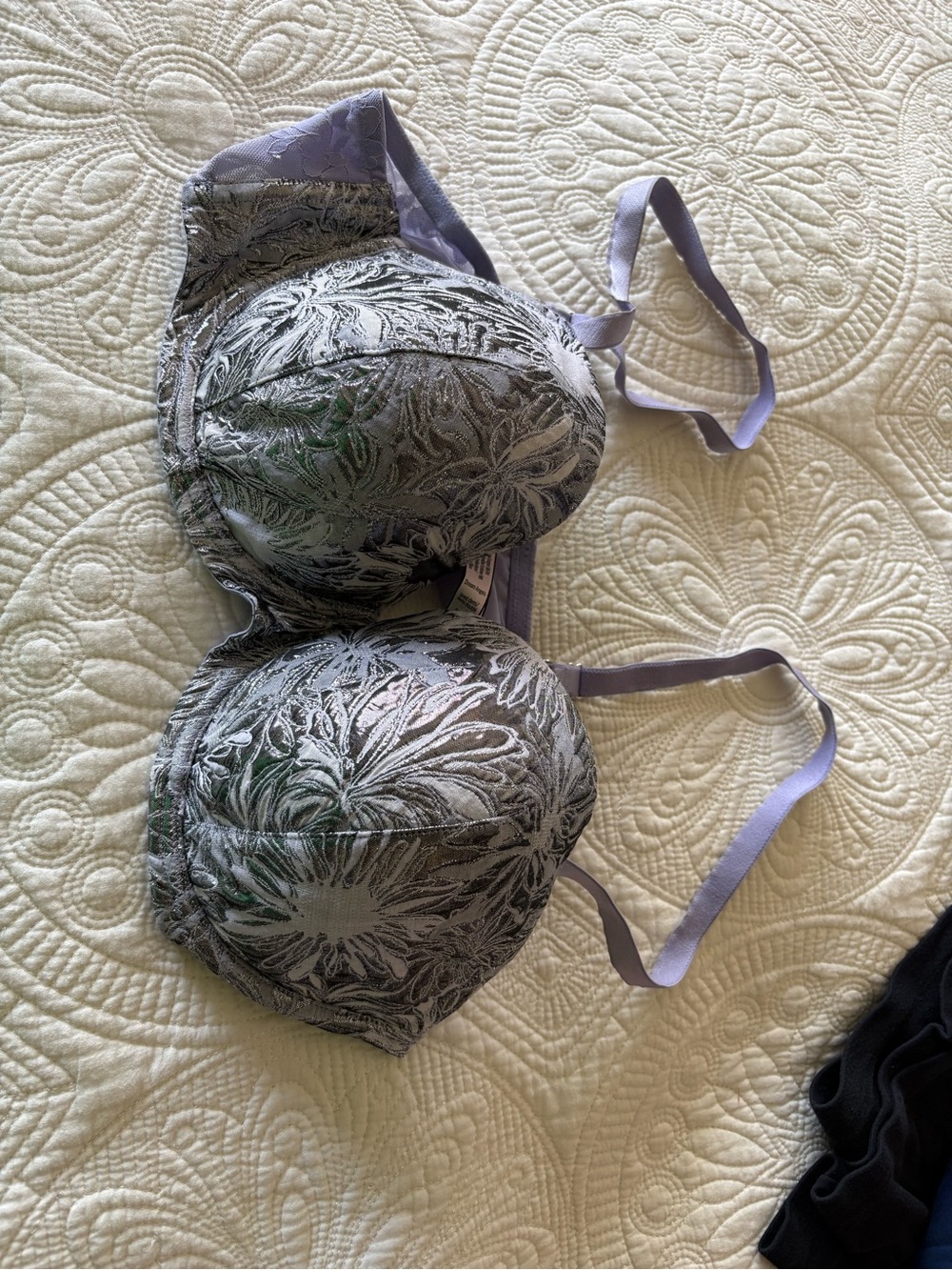 Victoria's Secret 40C Lavender and Silver Floral Lace Underwire Bra